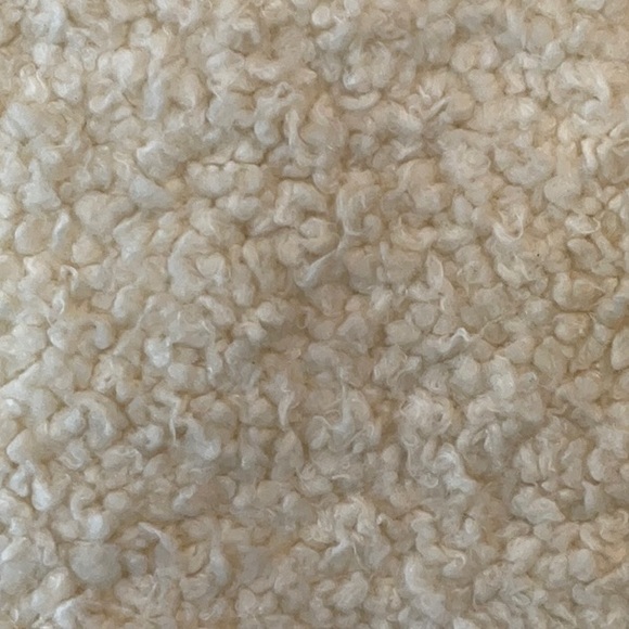 CAT & JACK GIRLS SHERPA VEST SIZE L 10/12 - Picture 3 of 10